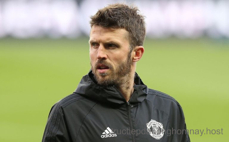 Carrick chờ ngày trở về Man United